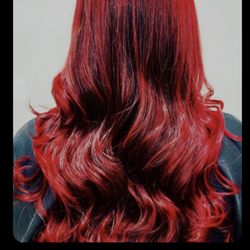 Canzus Salon