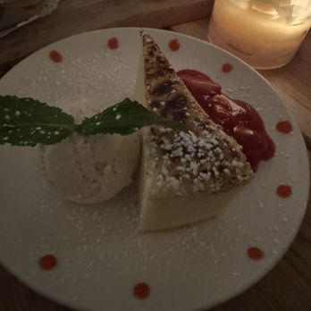 Canto - Upper West Side - Cheesecakes ricotta - Italian Near Me - New York, New York Canto - Upper West Side - Cheesecakes ricotta - Italian Near Me - New York, New York