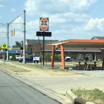 B & K Drive In - a gas station - Burgers Near Me - Knox, Indiana B & K Drive In - a gas station - Burgers Near Me - Knox, Indiana