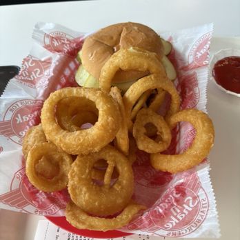Steak ’n Shake - Burgers Near Me - Mooresville, North Carolina Steak ’n Shake - Burgers Near Me - Mooresville, North Carolina