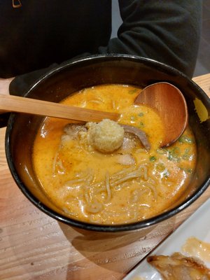 KINTON RAMEN CÔTE-DES-NEIGES by null