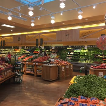 Roche Bros. - Natick - Natick Roche Bros Supermarket -- 150 West Central Street / Route 135, Natick Interior - Grocery Near Me - Natick, Massachusetts Roche Bros. - Natick - Natick Roche Bros Supermarket -- 150 West Central Street / Route 135, Natick Interior - Grocery Near Me - Natick, Massachusetts