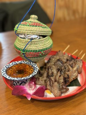 Khob Khun Thai cuisine & breakfast by null