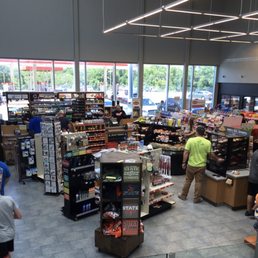Plenty of packaged food, snack, and drink options in the lower level convenience store. Plenty of packaged food, snack, and drink options in the lower level convenience store.