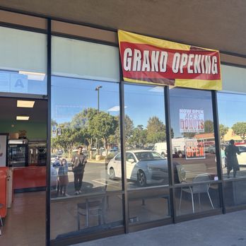 Aces Donuts - Front of store - Donuts Near Me - Beaumont, California Aces Donuts - Front of store - Donuts Near Me - Beaumont, California