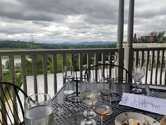 Frogtown Cellars by null