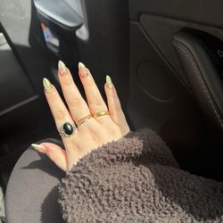 J&K Nails Center