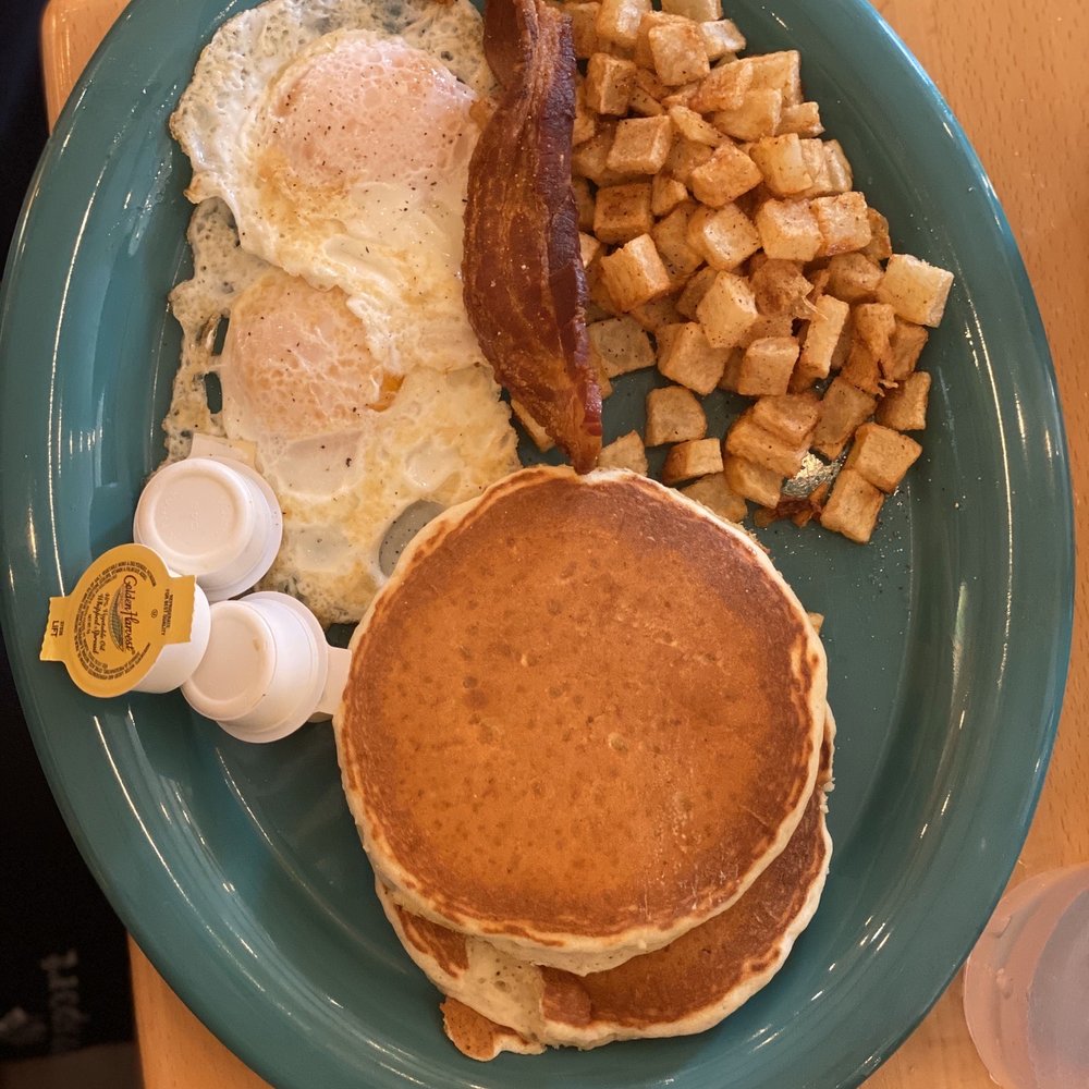Bolillos Cafe - Breakfast Americana - Bakeries Near Me - Laredo, Texas Bolillos Cafe - Breakfast Americana - Bakeries Near Me - Laredo, Texas
