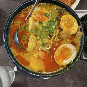 A Table Wayne's Kitchen - Asian Fusion Near Me - Manteca, California