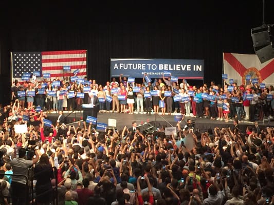 James L. Knight Center by null