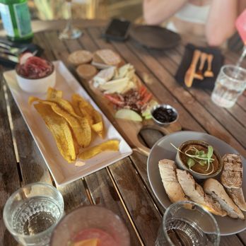 Ama Cane Bay - Cheeseboard and drinks and vibes - Seafood Near Me - St. Croix, Virgin Islands