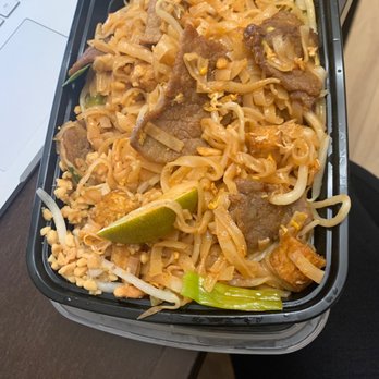 Papaya Thai - Beef phad thai - Thai Near Me - Newark, California Papaya Thai - Beef phad thai - Thai Near Me - Newark, California