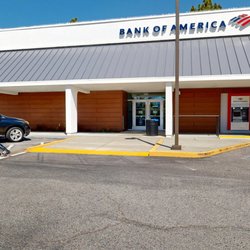 Bank of America Financial Center - Storefront