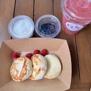 Flip Breakfast & More - Syrniki, Strawberry&banana smoothie, 16 oz. - Breakfast & Brunch Near Me - Miami, Florida Flip Breakfast & More - Syrniki, Strawberry&banana smoothie, 16 oz. - Breakfast & Brunch Near Me - Miami, Florida