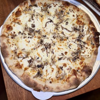 Bucky’s Pizza - Mushroom White Pie - Pizza Near Me - Chatham, New Jersey