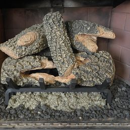 This is my Split Bonfire gas logs that HBR Chimney installed perfectly for me. I love them. This is my Split Bonfire gas logs that HBR Chimney installed perfectly for me. I love them.