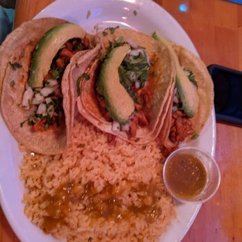 Botanas Restaurant - Tacos Al pastor with rice - Mexican Near Me - Milwaukee, Wisconsin Botanas Restaurant - Tacos Al pastor with rice - Mexican Near Me - Milwaukee, Wisconsin