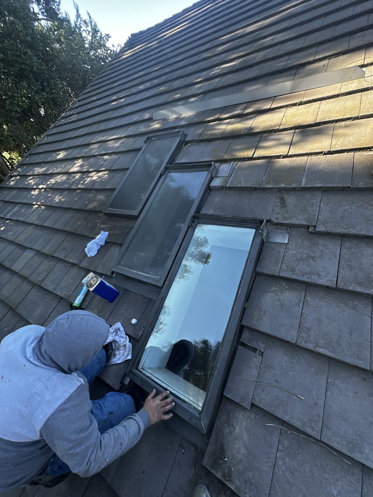 Slide of No Leaks Roofing