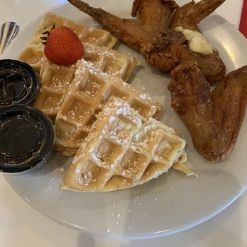 Upper Kirby Bistro - Fried Chicken & Waffles - New American Near Me - Houston, Texas Upper Kirby Bistro - Fried Chicken & Waffles - New American Near Me - Houston, Texas