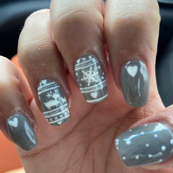 Lyons Nails & Foot Spa - Nail Salons Near Me - Coconut Creek, Florida