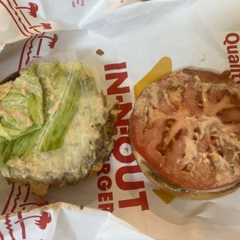 In-N-Out Burger - Look at the size of this tomato! - Fast Food Near Me - Ontario, California In-N-Out Burger - Look at the size of this tomato! - Fast Food Near Me - Ontario, California