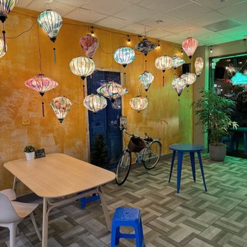 BoBaPOP Tea Bar - Inside - Coffee & Tea Near Me - Azusa, California
