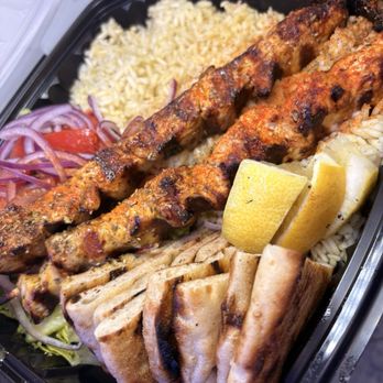 Gyro City - CHICKEN GYRO PLATTER - Mediterranean Near Me - New York, New York