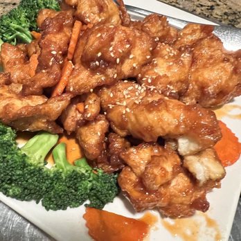 Thai Garden - Lemon chicken - Thai Near Me - Foothill Ranch, California
