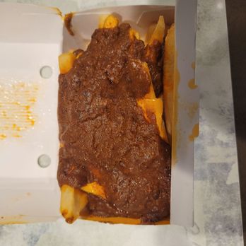 Original Tommy's - Chili cheese fries . Yummy - Hot Dogs Near Me - Riverside, California