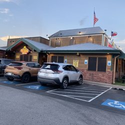 Texas Roadhouse - Exterior