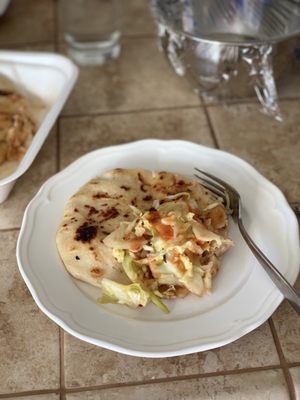 Las Palmas Bakery & Pupusas by null