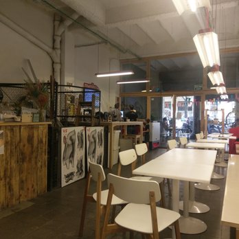 La Cherry - The shop! - Cafeteria Near Me - Barcelona, B
