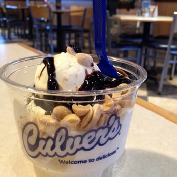 Culver's - Vanilla sundae with chocolate syrup & peanuts - Ice Cream & Frozen Yogurt Near Me - Bloomington, Minnesota
