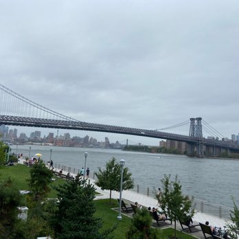 Domino Park - Williamsburg Bridge - Parks Near Me - Brooklyn, New York Domino Park - Williamsburg Bridge - Parks Near Me - Brooklyn, New York