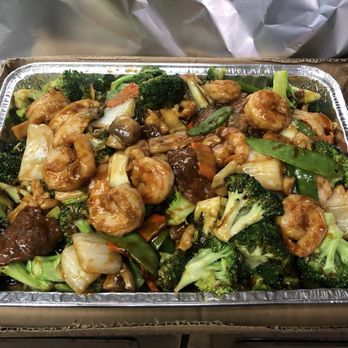 Great Wall - 12. Triple Delight (party tray) - Chinese Near Me - Rock Island, Illinois Great Wall - 12. Triple Delight (party tray) - Chinese Near Me - Rock Island, Illinois