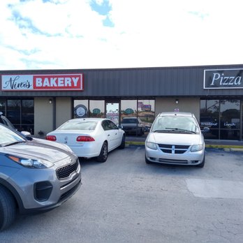 Ninos Bakery & Cafe - Bakeries Near Me - Punta Gorda, Florida