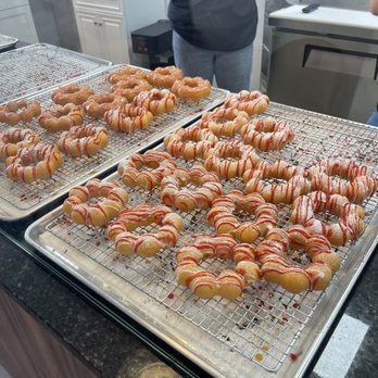 Mochinut - Strawberry Funnel - Donuts Near Me - Temple Terrace, Florida