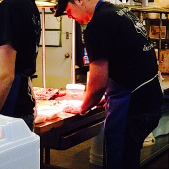 Outlaws Bbq - They don't slice it till you order it! - Barbeque Near Me - Mount Pleasant, Texas Outlaws Bbq - They don't slice it till you order it! - Barbeque Near Me - Mount Pleasant, Texas