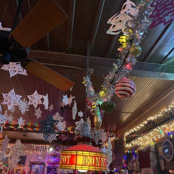 Donn's Depot - Dive Bars Near Me - Austin, Texas