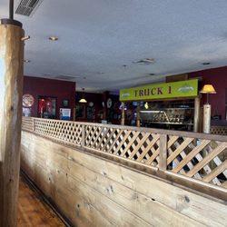 Pokey's BBQ & Smokehouse - Very casual!