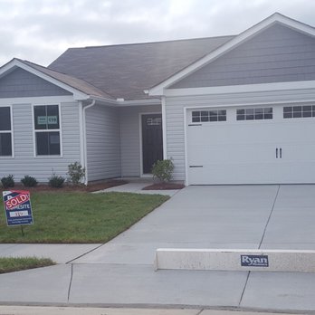 Scott Saunders - Saunders Group | Benchmark Realty - Real Estate Agents Near Me - Hendersonville, Tennessee Scott Saunders - Saunders Group | Benchmark Realty - Real Estate Agents Near Me - Hendersonville, Tennessee