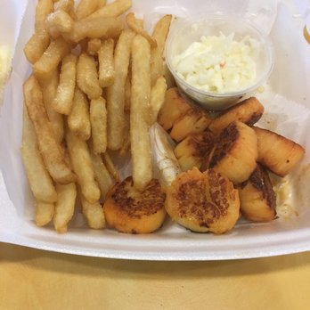 Sharks Fish and Chicken - Grilled scallops - Chicken Wings Near Me - Oak Lawn, Illinois