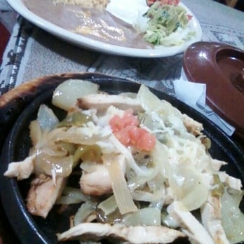 Arturo's Mexican Restaurant - Chicken Fajita - Mexican Near Me - Irving, Texas