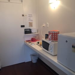Mid Valley Motel - We had to unplug the noisy fridge!