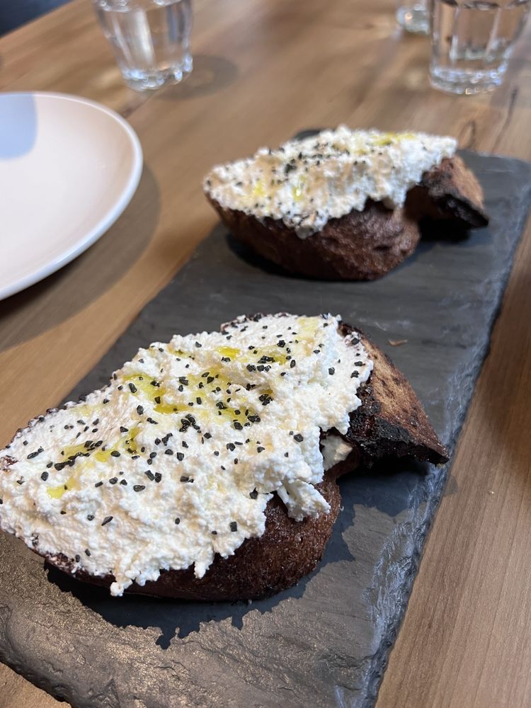 ARTIE’S 516 Photos & 833 Reviews 15 Newark Way, Maplewood, New