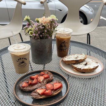 Laguna Coffee Company - Nutella toast with strawberries, bagel with cream cheese, and iced coffees - Coffee & Tea Near Me - Laguna Beach, California
