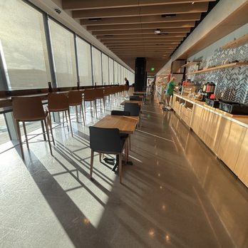 Alaska Airlines Lounge - Airport Lounges Near Me - San Francisco, California Alaska Airlines Lounge - Airport Lounges Near Me - San Francisco, California