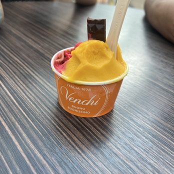 Venchi - Raspberry/Mango Gelato, Regular Size (24 oz / 1.5 lb) - Chocolatiers & Shops Near Me - Los Angeles, California Venchi - Raspberry/Mango Gelato, Regular Size (24 oz / 1.5 lb) - Chocolatiers & Shops Near Me - Los Angeles, California