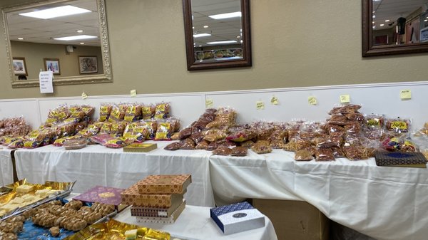 Raja Sweets & Indian Cuisine by null