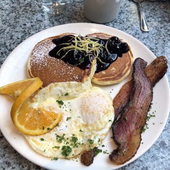 Plums Cafe - Oregon Trail - Breakfast & Brunch Near Me - Costa Mesa, California